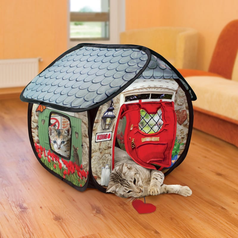 KONG Cat Place Space Bungalow professional product photo ready to upload to shopify